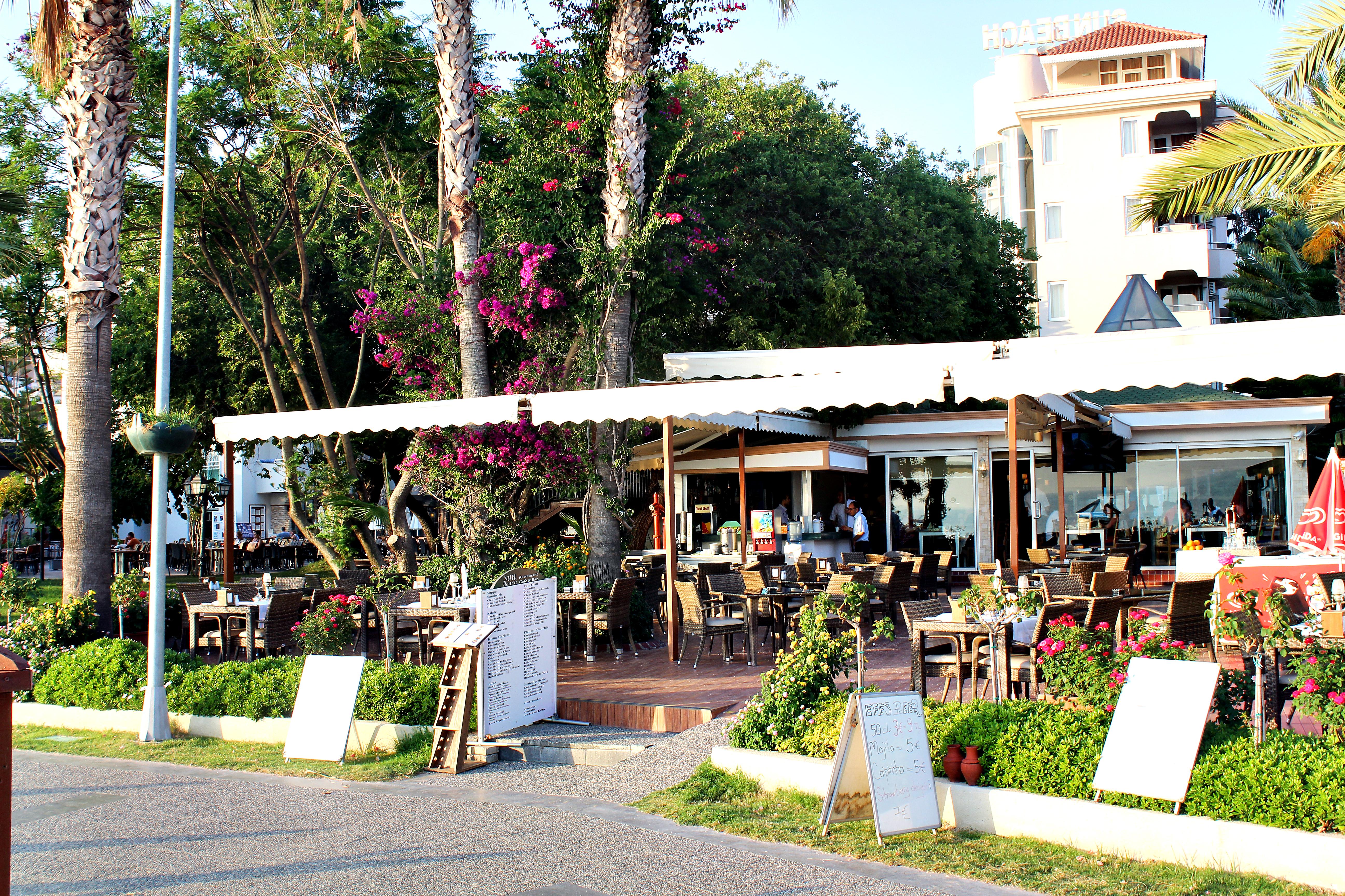 Sun Beach Hotel Side Exterior foto